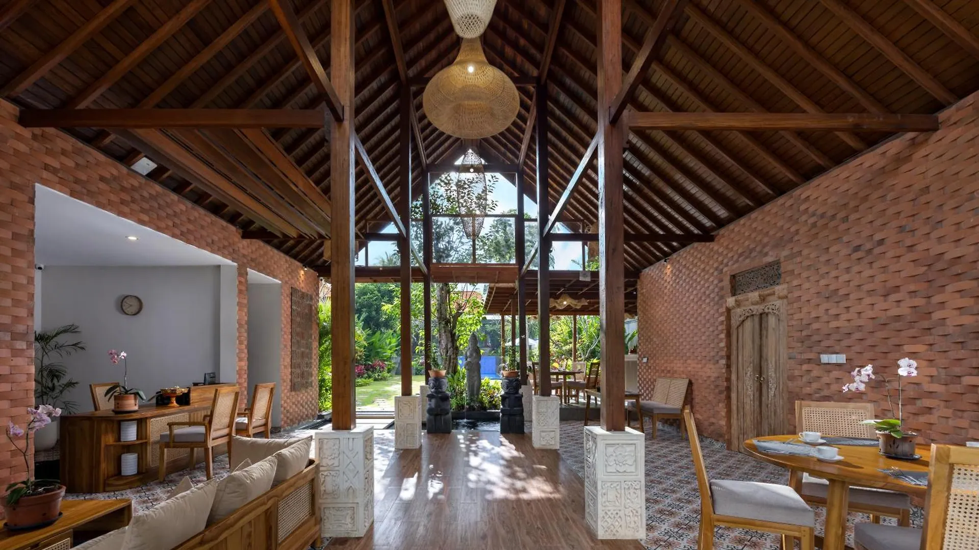Bhumi Sangtu Ubud Hotel